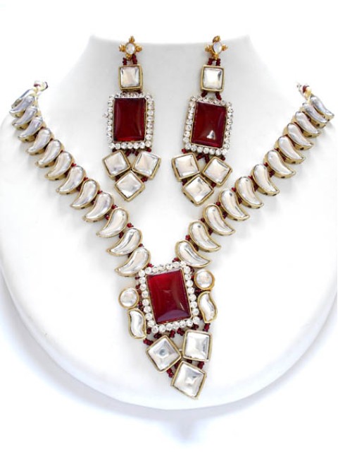 Kundan Necklace